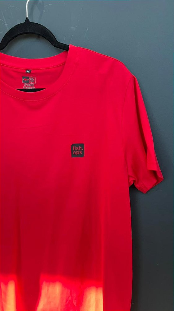 Camiseta Fish Ops - Logo Emborrachado