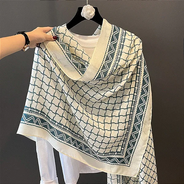 Lenço Cachecol Echarpe Grande Colors Feminino Branco xadrez