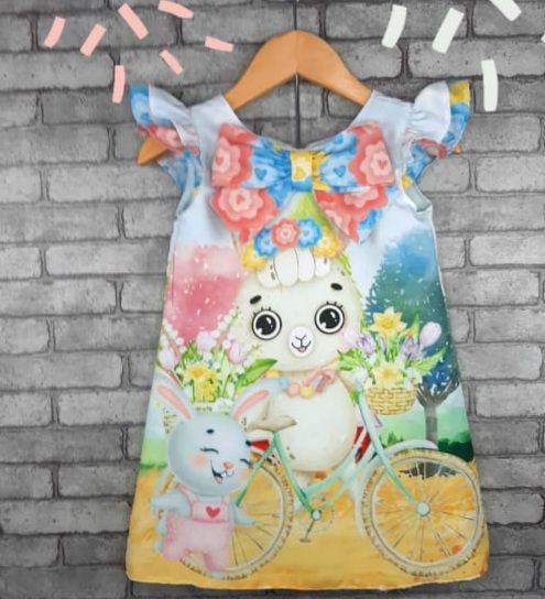 VESTIDO INFANTIL COELHO DE BIKE COLORIDO - CAPILÉ