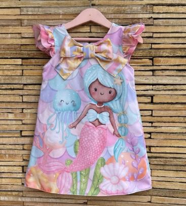 VESTIDO INFANTIL MENINA SEREIA DE CALDA ROSA - CAPILÉ