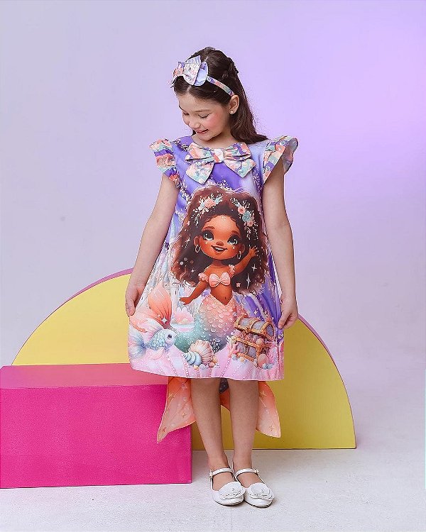 VESTIDO SEREIA DE CALDA COLORIDA, A CALDA É FLEXIVEL E REMOVÍVEL