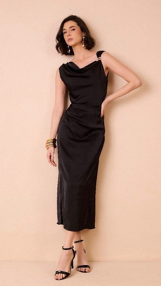 Blusa Cetim com Aviamento