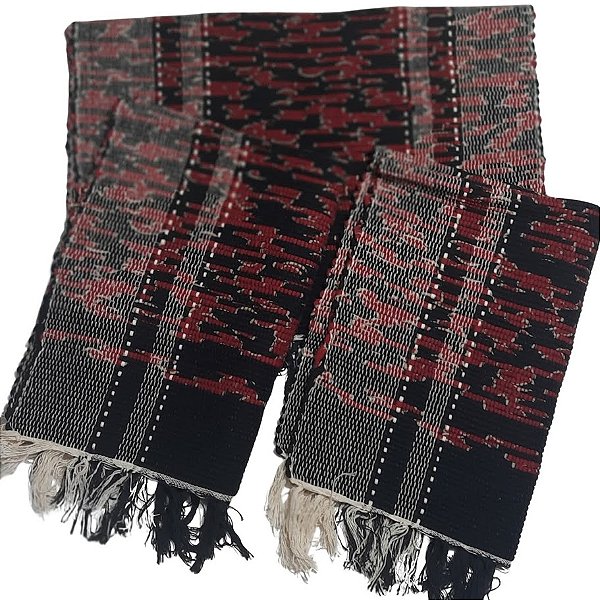 kit 3 Peças Tapete Artesanal Fio de Malha Moldura Preto/Bordô