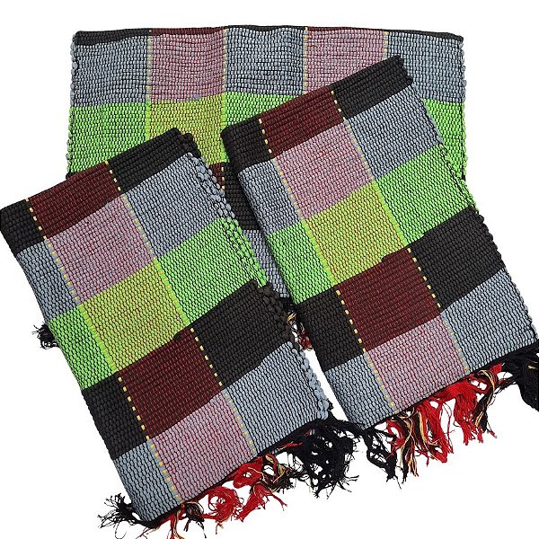 Kit 3 Peças Tapete Artesanal Fio de Malha Xadrez