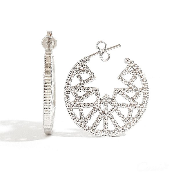 Brinco Argola Geométrica Vazada Bogotá Banhada a Ródio