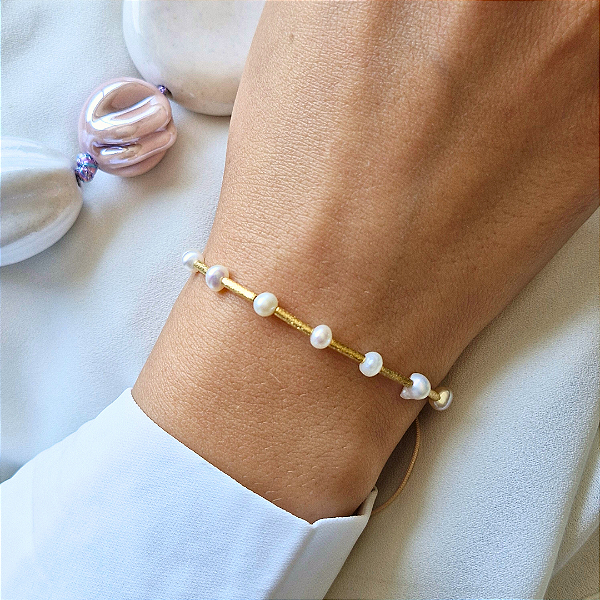 Pulseira Dourada Mini Pérolas