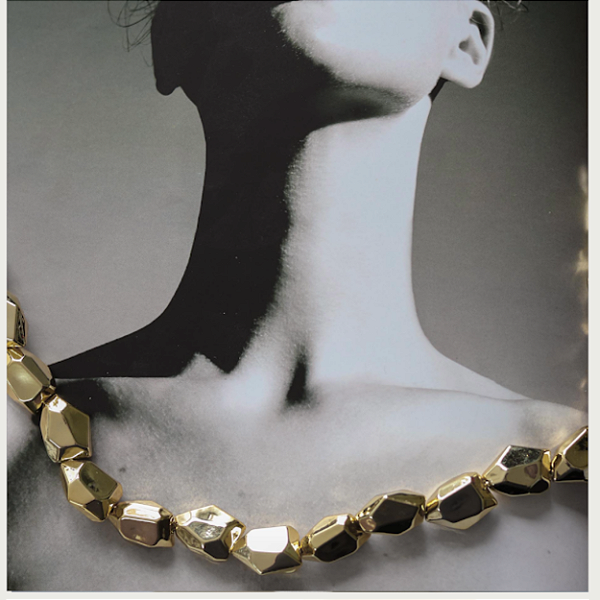 Colar Orgânico Square Dourado