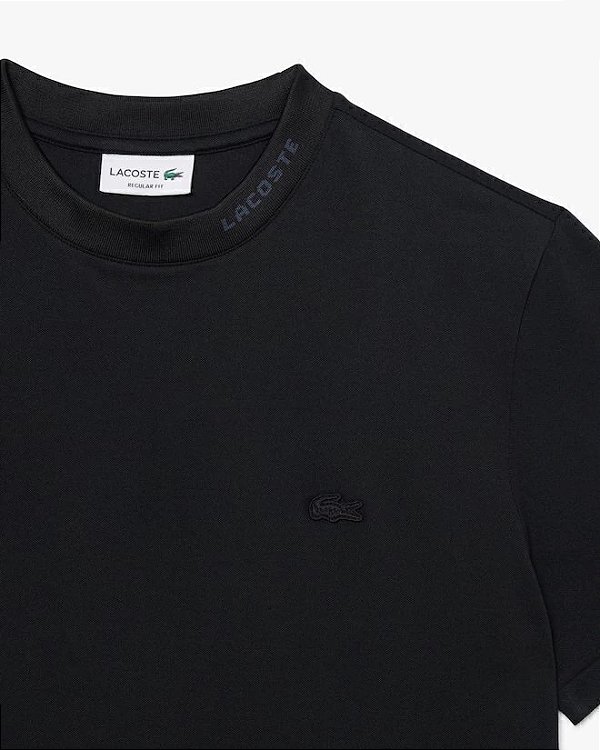 Camiseta Lacoste Gola Assinada