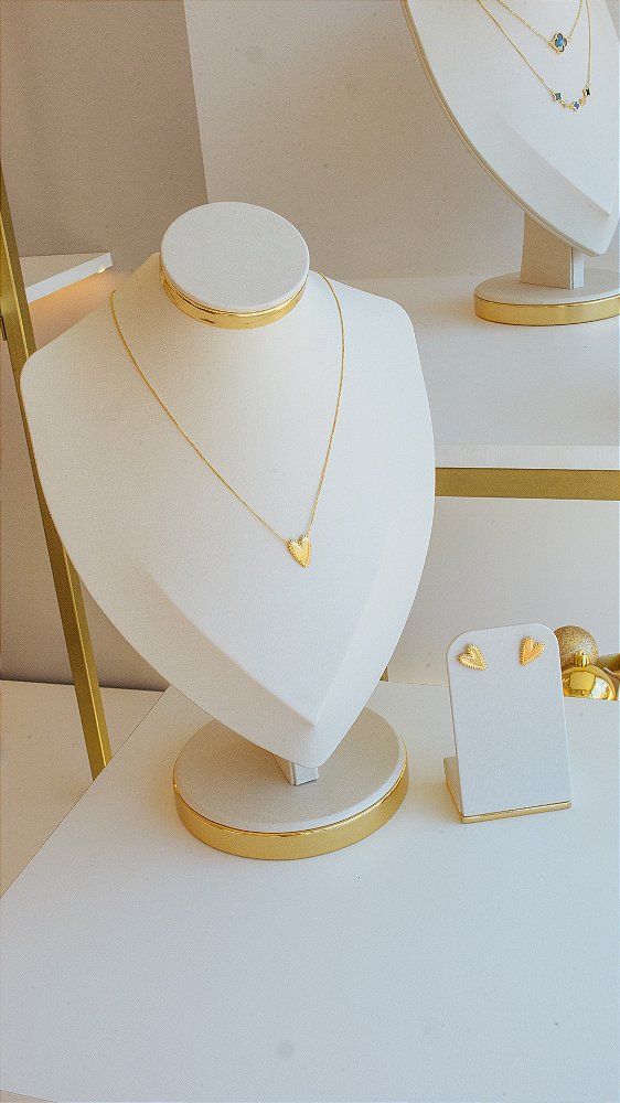 CONJUNTO CORAÇÃO SPIKE NO OURO