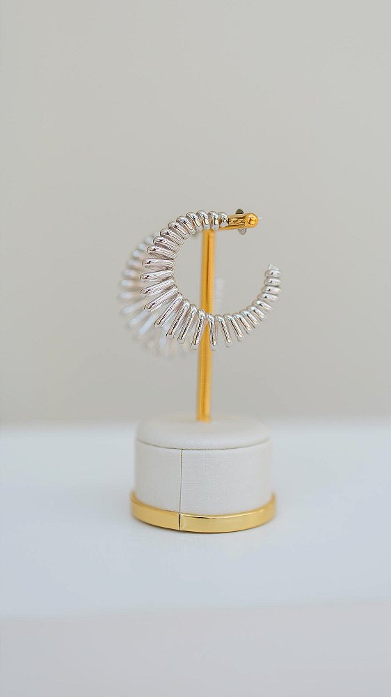 BRINCO DE ARGOLA MOLA TARRAXA NO RÓDIO