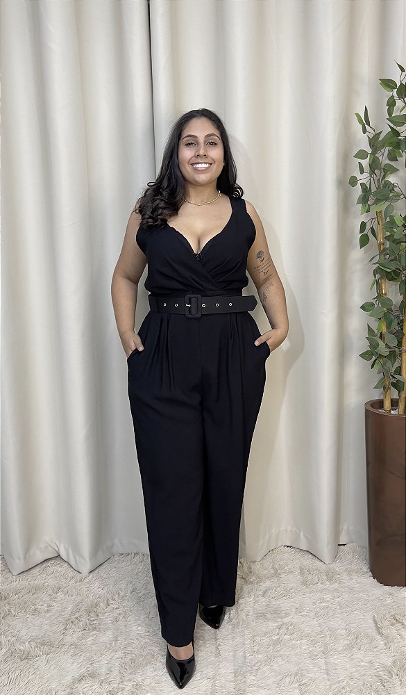 MACACÃO SOCIAL DECOTADO COM CINTO / PANTALONA G1/ PLUS