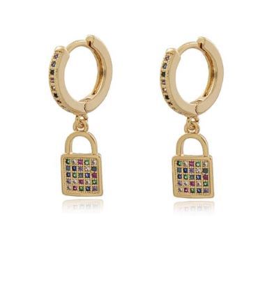 Brinco Argola com Cadeado Cravejado Raibow