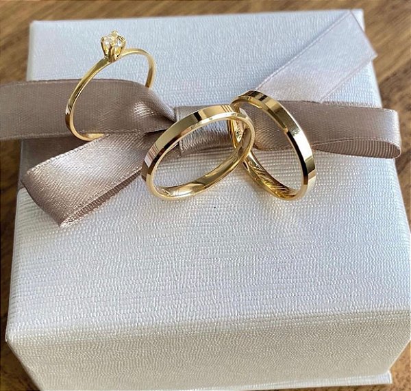 aliança 2mm banhada a ouro/ anel cristal banhado incluso