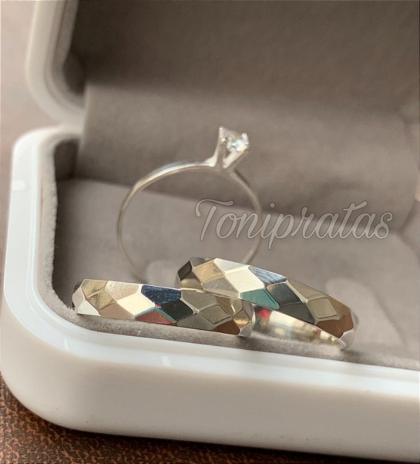 Par de aliança globinho / anel solitario incluso