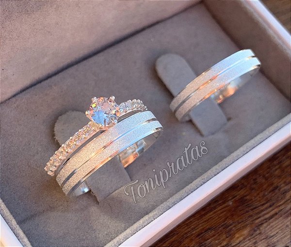 par de alianças monte carlos e anel solitario cinderela