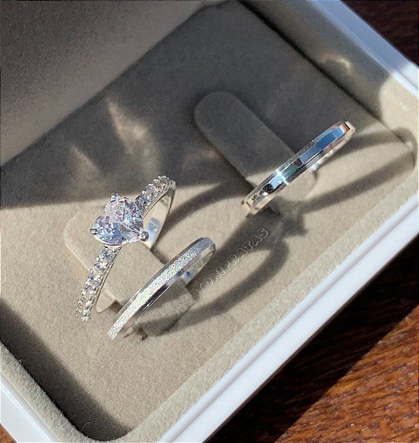 alianças romance com anel solitário julieta