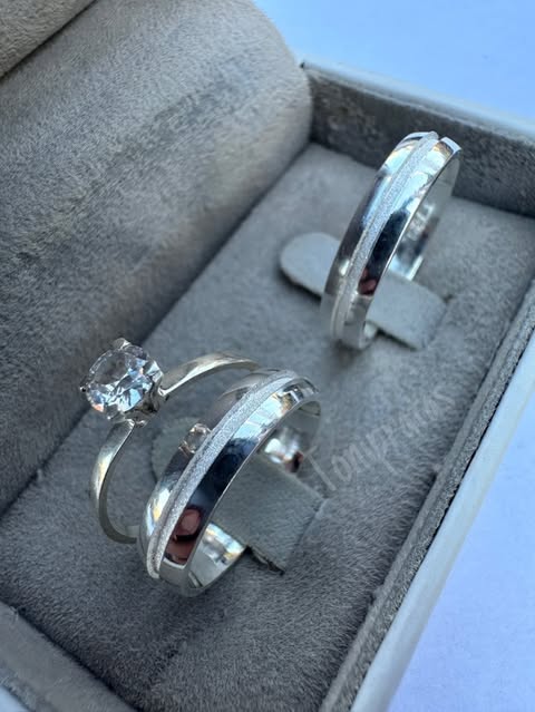 Alianças colina e Anel cristal