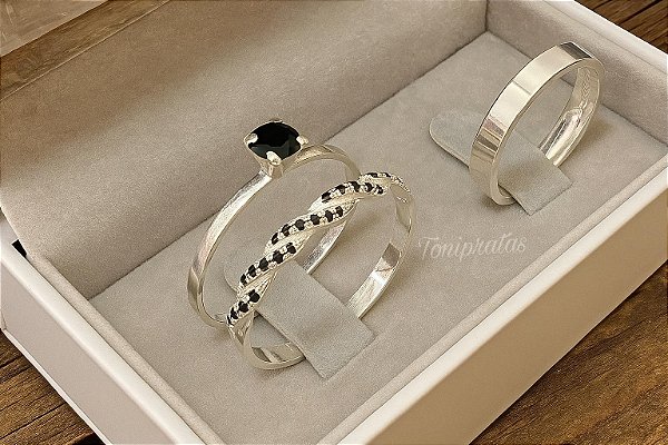 Alianças Galáxia e anel cristal Black