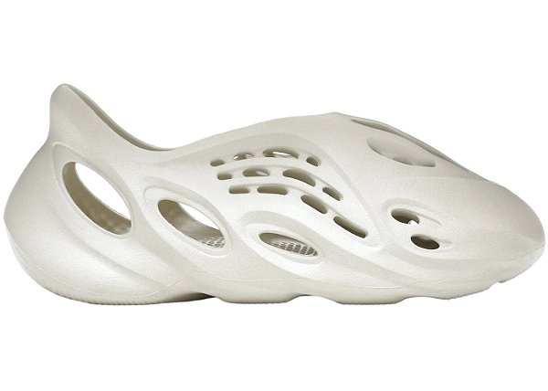 Yeezy Foam RNNR Sand