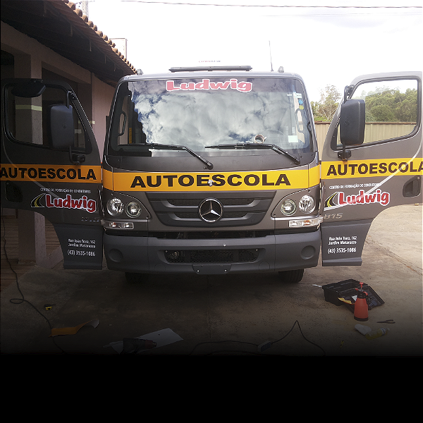 Adesivo  | Personalização de Frota