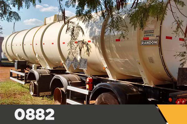 Carreta Tanque Aço Carbono Vanderleia (3ED) Randon • 2018 / 44.000L / Carregamento Bottom