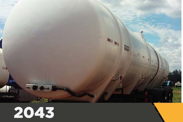 Carreta Tanque Aço Carbono Vanderleia (3ED) Metalesp • 2015 / 45.000L / Carregamento Top
