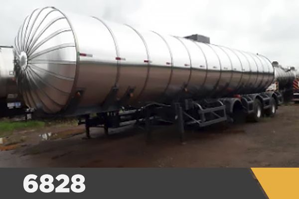 Carreta Tanque Aço Inox Térmica Vanderleia (3ED) Unicarr • 2012 /45.000L / Carregamento Top