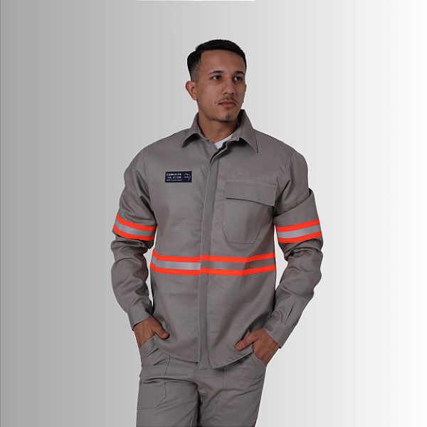Camisa NR10 Eletricista Faixa Laranja - Risco 2 - AntiChamas - Cinza