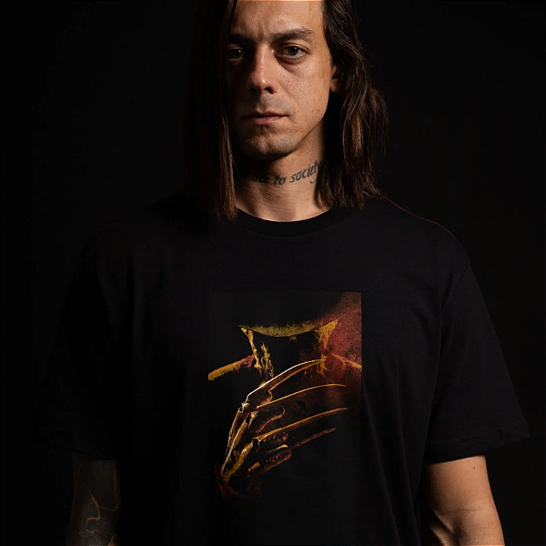 Tshirt MCD Box Fit Never Sleep Again - Preto