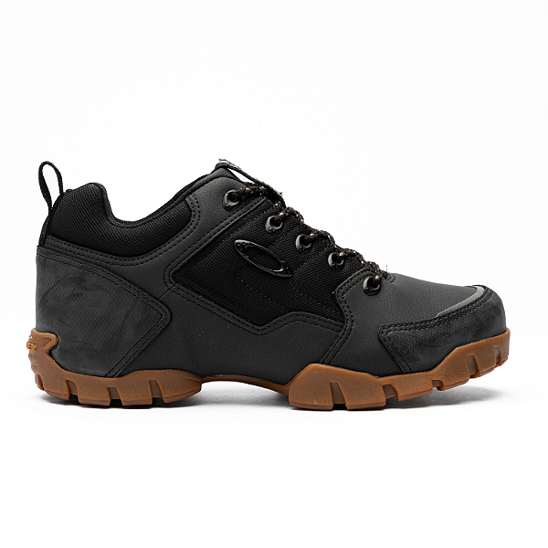 Tenis Oakley Halftrack Low II - Black/Gum