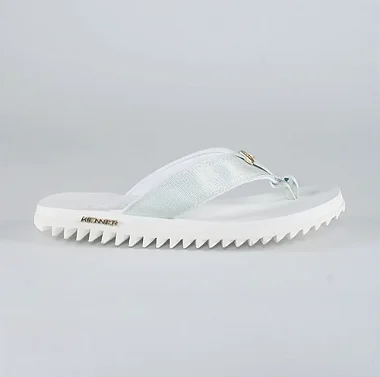 Chinelo Kenner Kivah