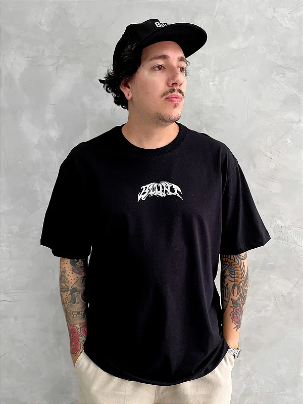 Tshirt Blunt Lettering - Preto