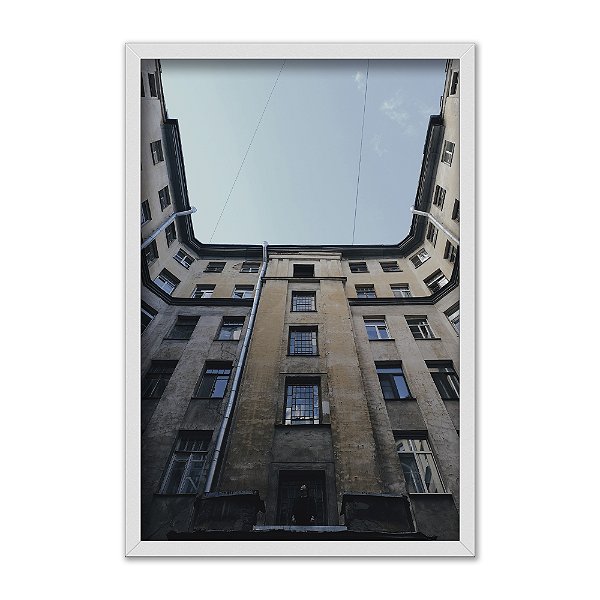 Quadro Decorativo Prédio Visto de Baxio Em Contranste Com O Céu Azul