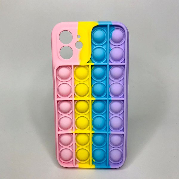 Capa Capinha Case Arco-íris Colorida iPhone 12 em Promoção | Ofertas na  Americanas