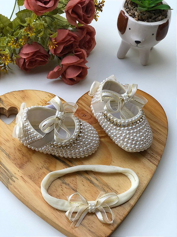 Sapatinhos de Menina com Pérolas + Laço de Cabelo