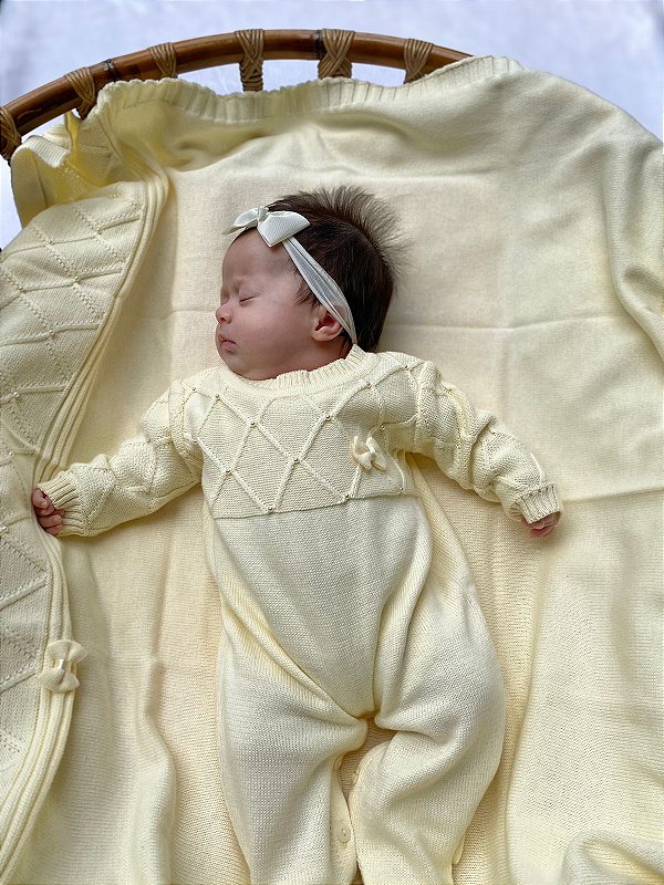 Saída de maternidade de menina em tricot macacão Viena 2 peças