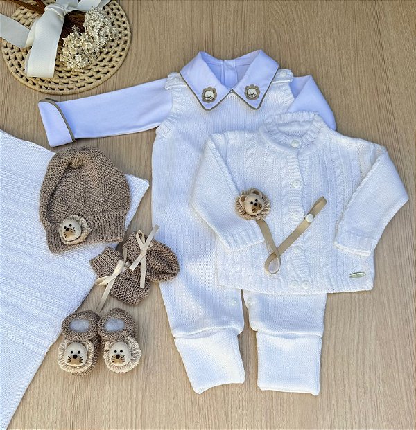 Saída de Maternidade Menino Tricot Luxo com Bordado de Leão e Acessórios