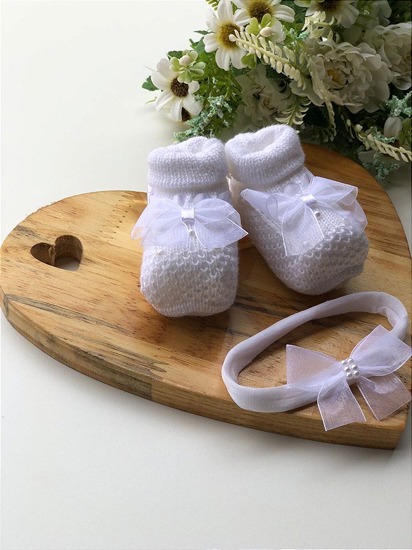 Sapatinho de Menina em Tricot Branco + Laço de Cabelo
