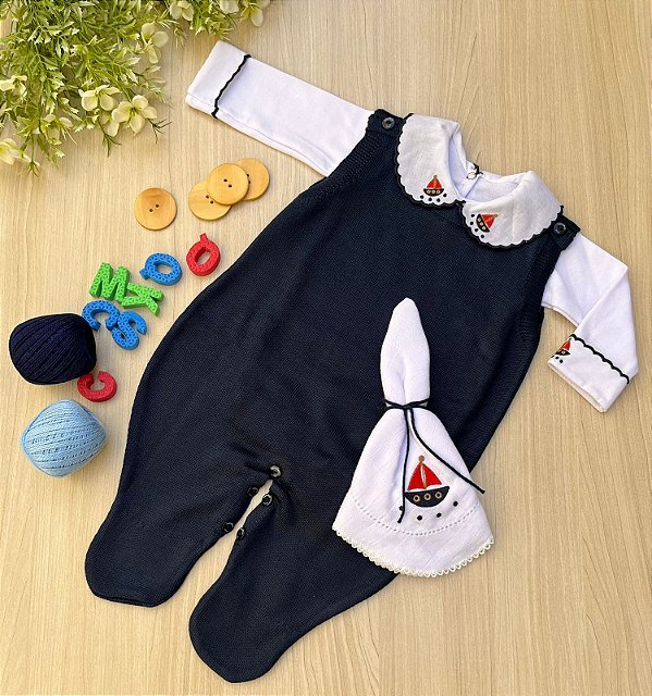 Conjunto de menino macacão menino em tricot Sanches com body bordado + pano de boca