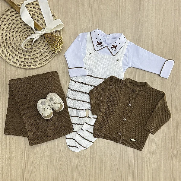 Saída de Maternidade Menino Jardineira Tricot Listrada Cavalinho5 Peças