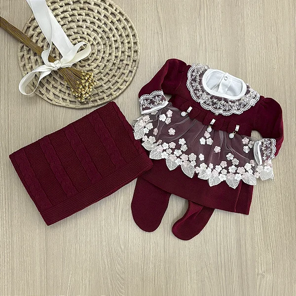 Saída de Maternidade Menina Vestido Tricot com Renda Dourada 4 Peças