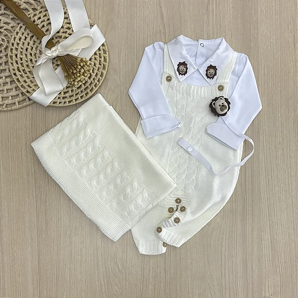Saída de Maternidade Jardineira Tricô com Body Gola Bordada Leão + Prendedor de Chupeta + Manta