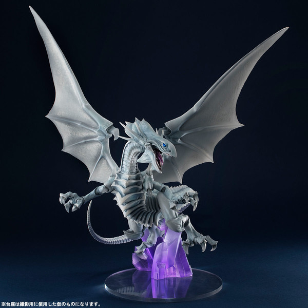 Yu-Gi-Oh! Duel Monsters - Blue-Eyes White Dragon - Art Works Monsters (MegaHouse) - PRONTA ENTREGA