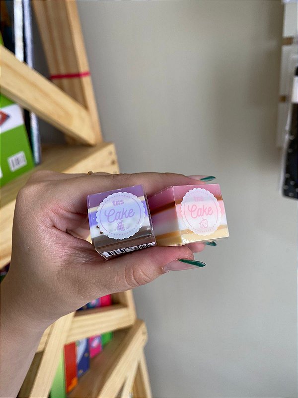 Borracha Cake Com Cheirinho