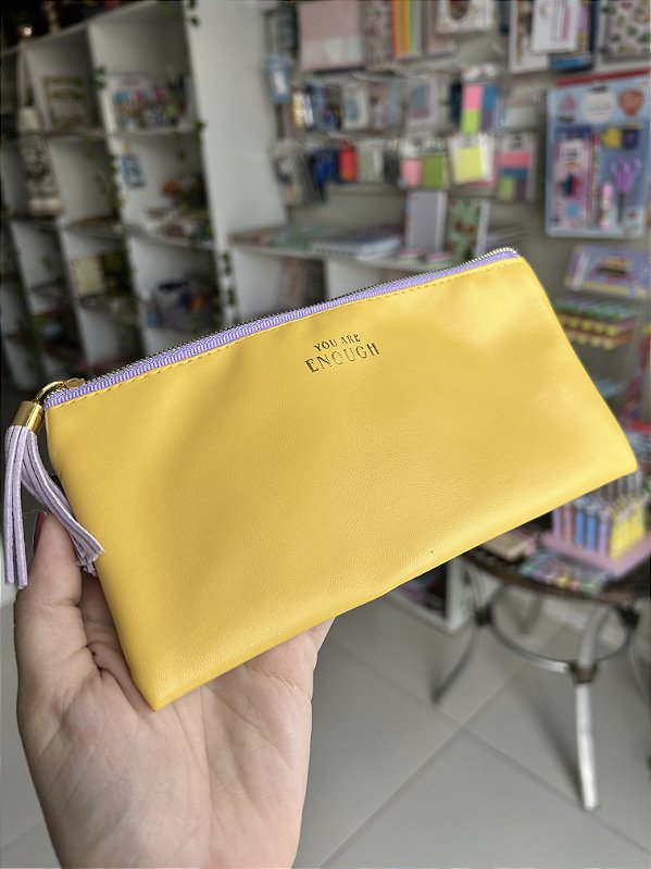 Estojo Be Kind Amarelo Plastcover