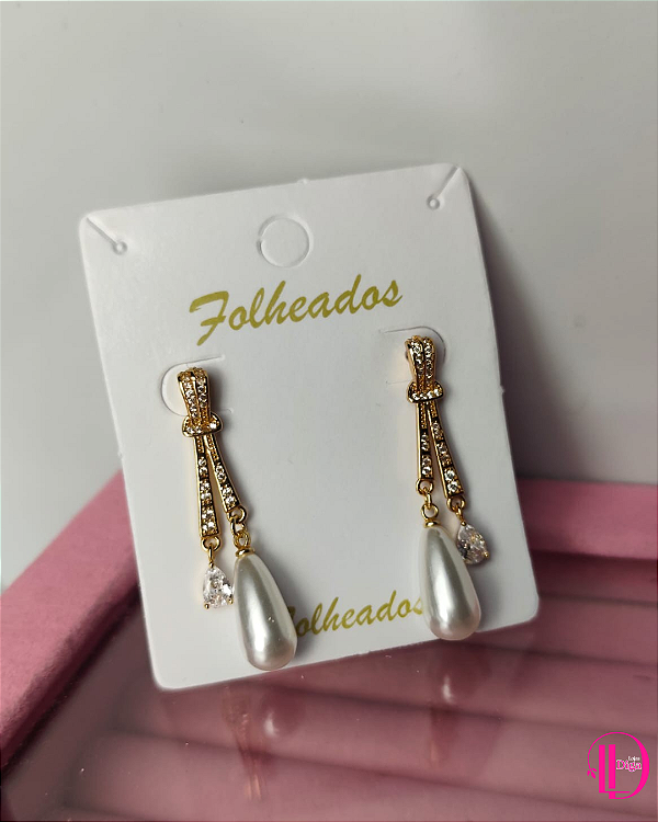 Brinco Gota Alongada Pérola Dourada