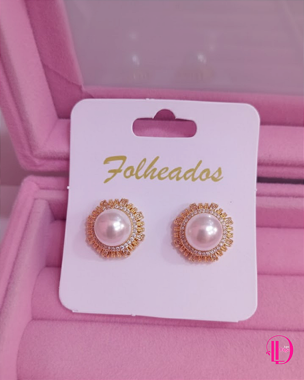 Brinco de Pérola Cravejado Dourado