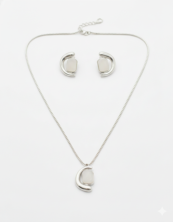 Conjunto Colar e Brinco Orgânico com Pedra Leitosa Branca