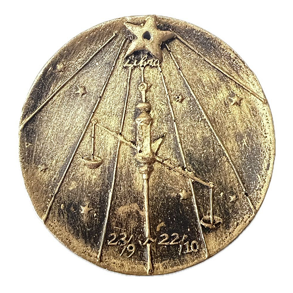 Incensário em Resina Dourado Signo de Libra
