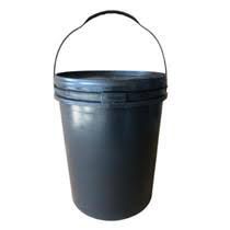 BALDE PLASTICO C TAMPA PRETO 20L
